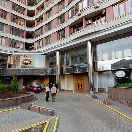 Apartments On Zhilyanskaya Street 59 Kyiv Exterior photo